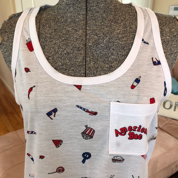 NWT S “AMERICAN BAE” RAZORBACK TOP - Picture 2 of 7